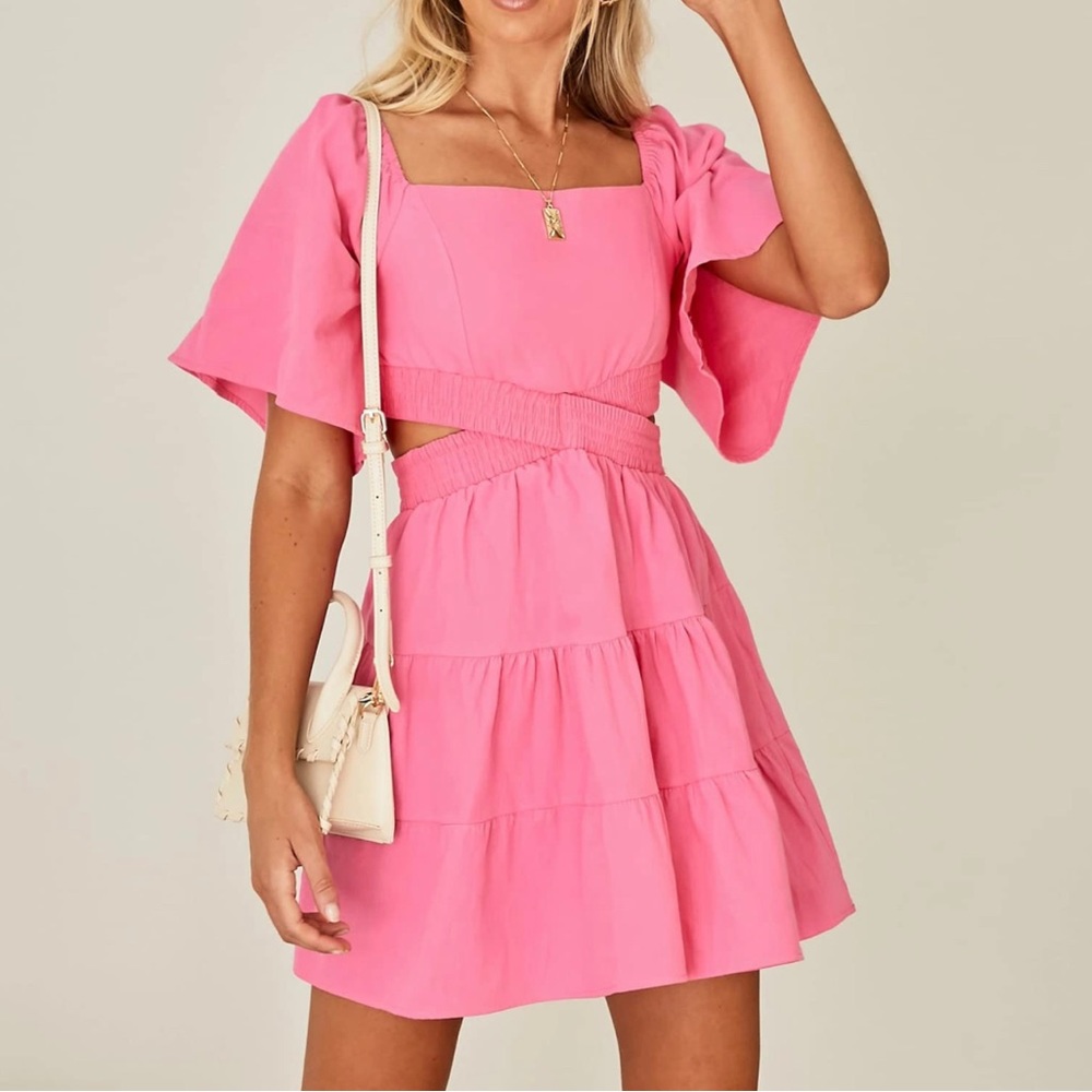 PINK Cutout Back MINI DRESS Short Sleeve SMALL